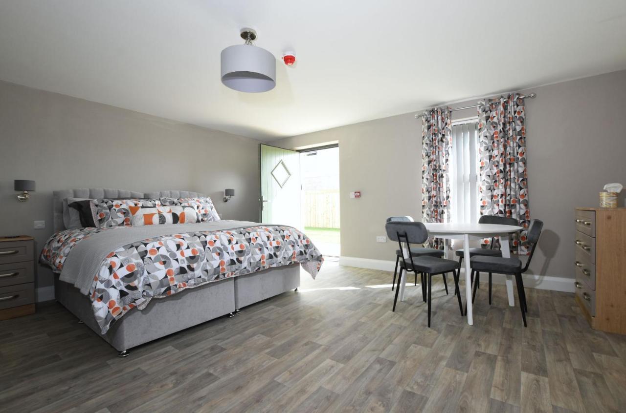 Homestead Hillsborough Guest Rooms ภายนอก รูปภาพ